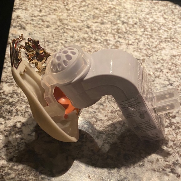 Bath & Body Works Orange and Cream Pumpkin and Squash Wallflower - Picture 4 of 5